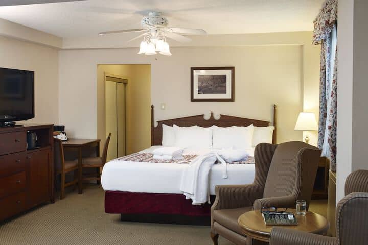Room 3 of 55