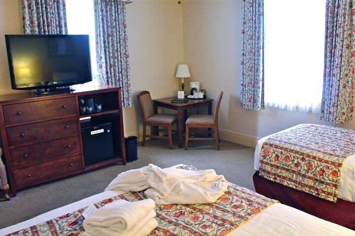 Room 9 of 55