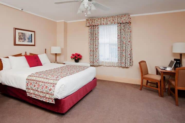 Room 15 of 55